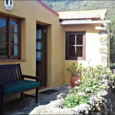Holiday home Casa Sanjora Tinor